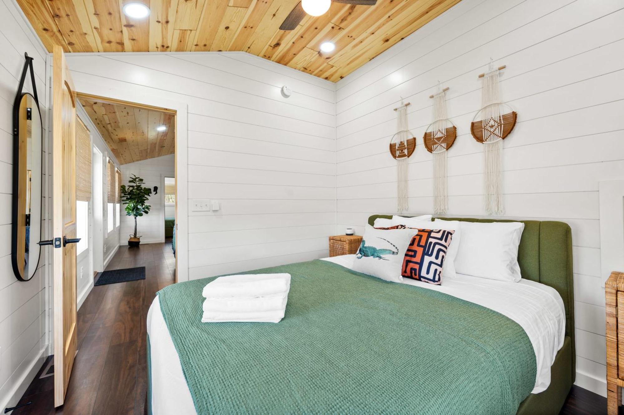 The Lodges At Eden Reserve - Pet Friendly Cabins Near Ark Williamstown Ngoại thất bức ảnh